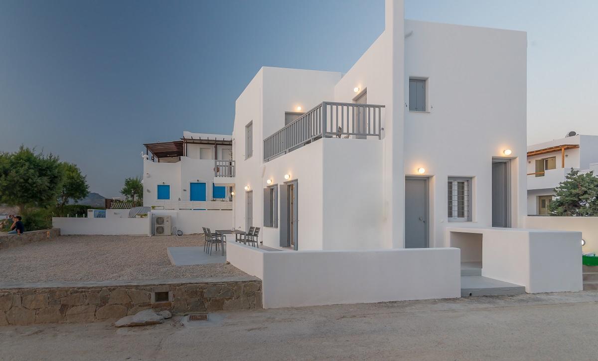 Milos Waves Luxury Apartments بولونيا المظهر الخارجي الصورة