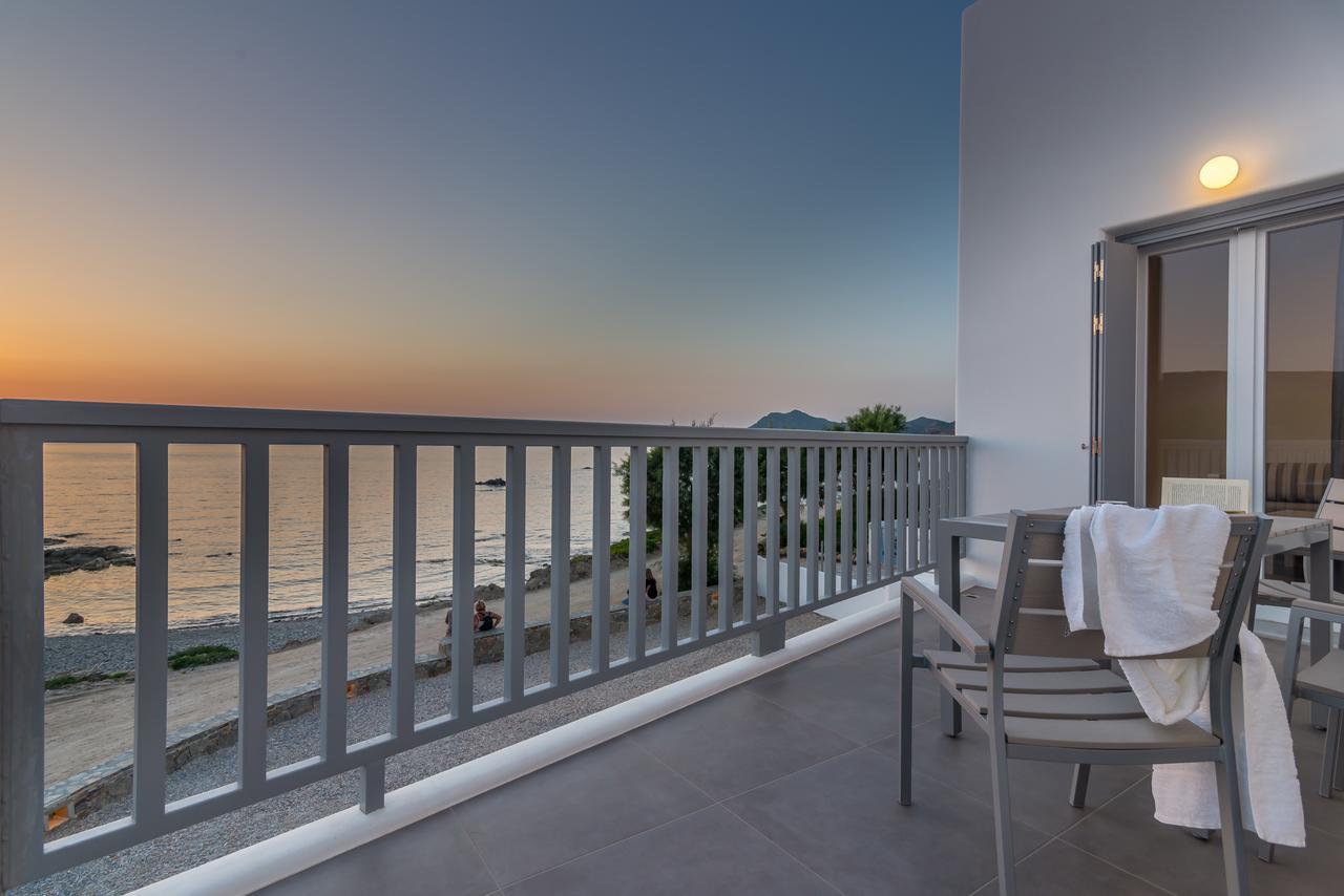 Milos Waves Luxury Apartments بولونيا المظهر الخارجي الصورة