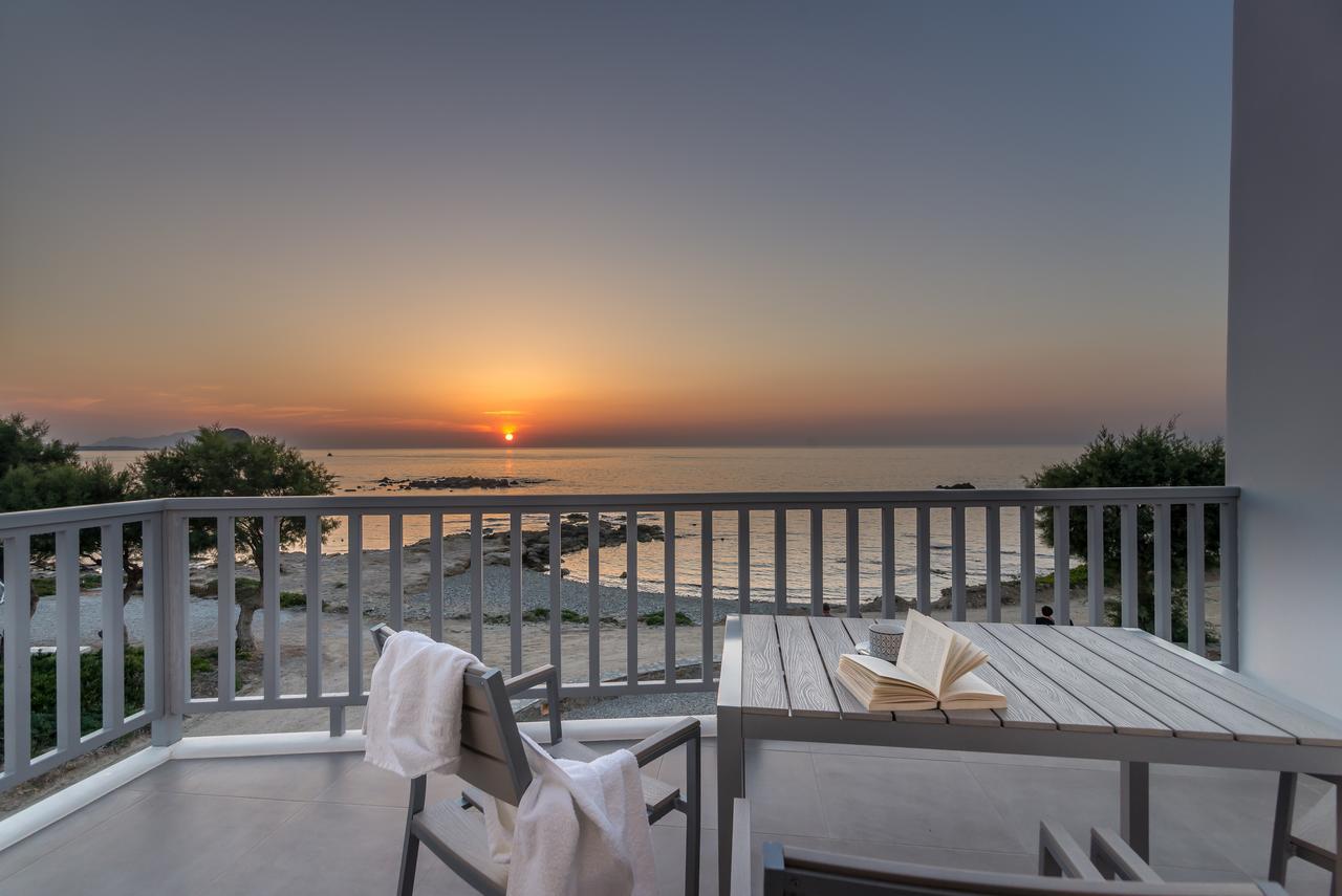 Milos Waves Luxury Apartments بولونيا المظهر الخارجي الصورة