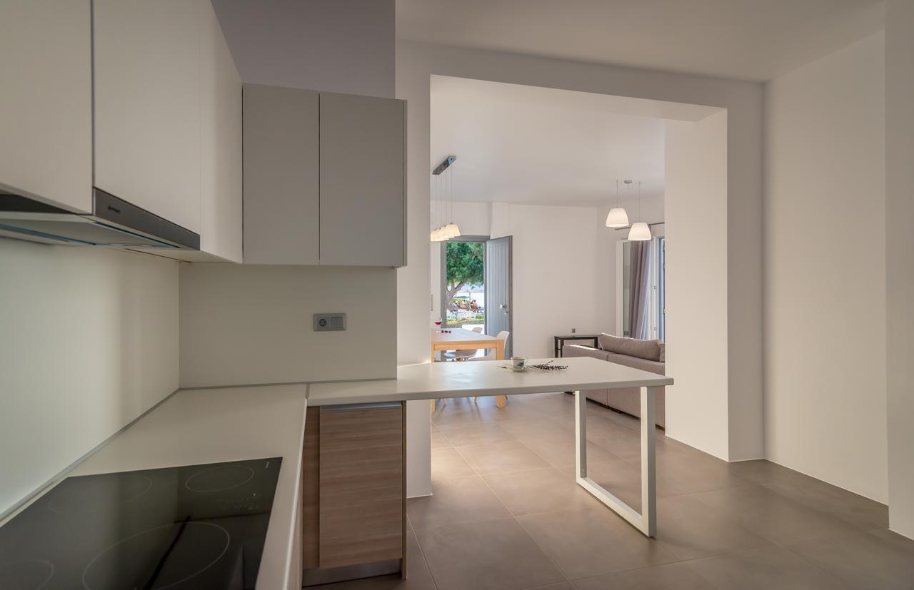 Milos Waves Luxury Apartments بولونيا المظهر الخارجي الصورة