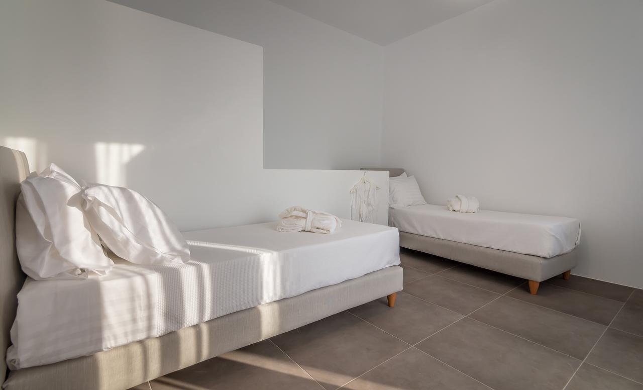 Milos Waves Luxury Apartments بولونيا المظهر الخارجي الصورة